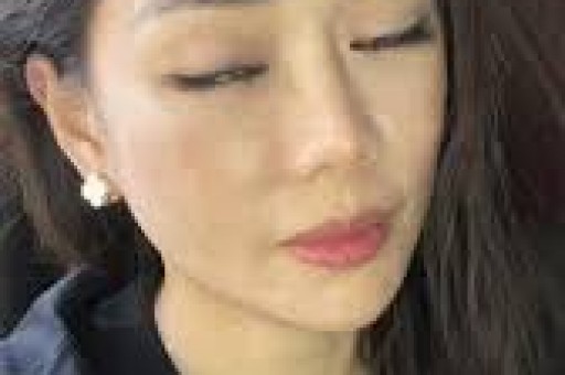 假唱、跑调、网红当道跨年晚会过后大明星把内娱的脸丢完了